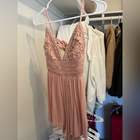 Blush Pink Cute Summer Romper - Picture 3 of 5